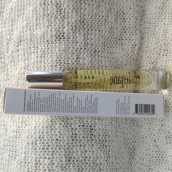 by/rosie jane Travel Spray in Leila Lou, 7.5ml/0.25 oz - Picture 4 of 9